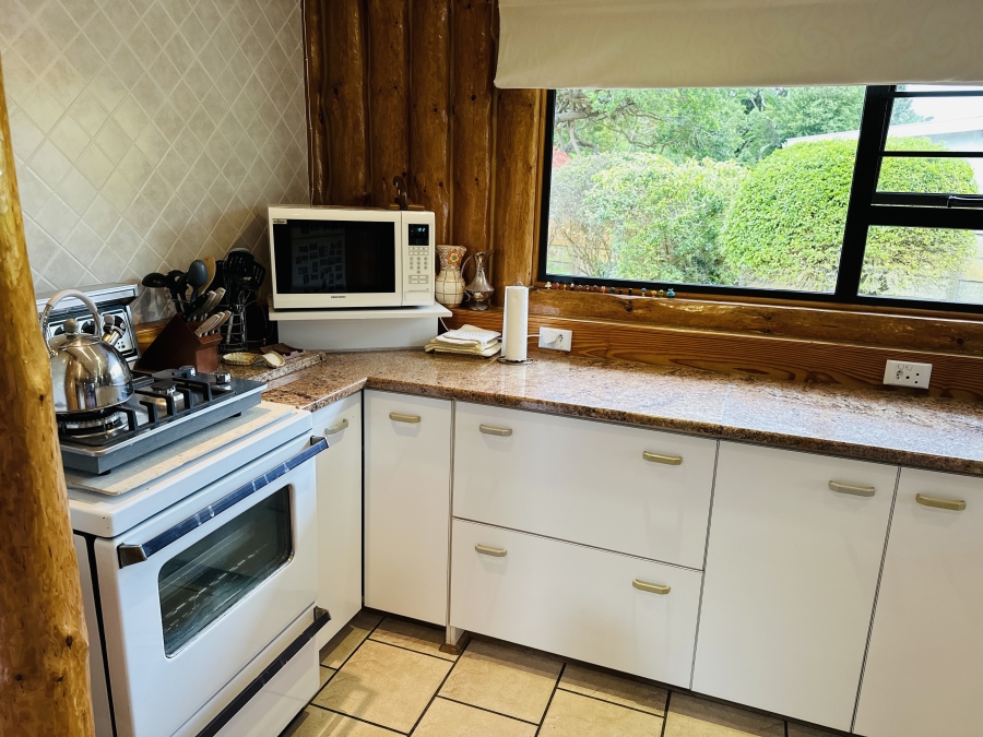 2 Bedroom Property for Sale in The Island Western Cape